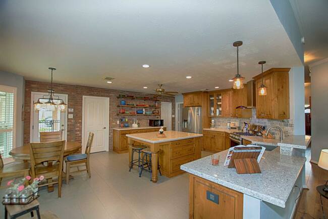 Claremont-Crossing-Kitchen-Entry-from-Family-Room_web