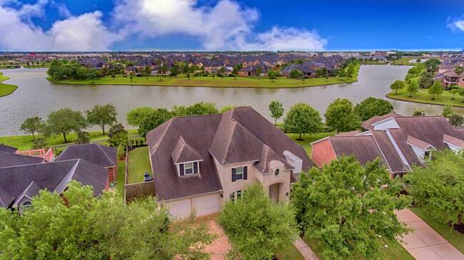 Costa-Mesa-Drone-Front-to-Lake_web