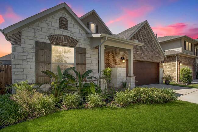 Lorca-Primary—Dusk_web