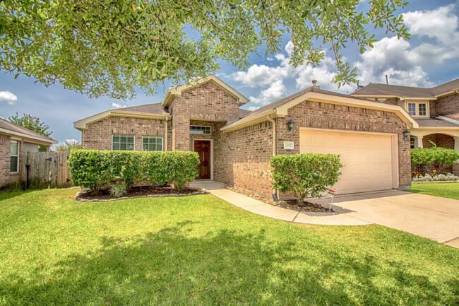 Stone_Front-of-home_web