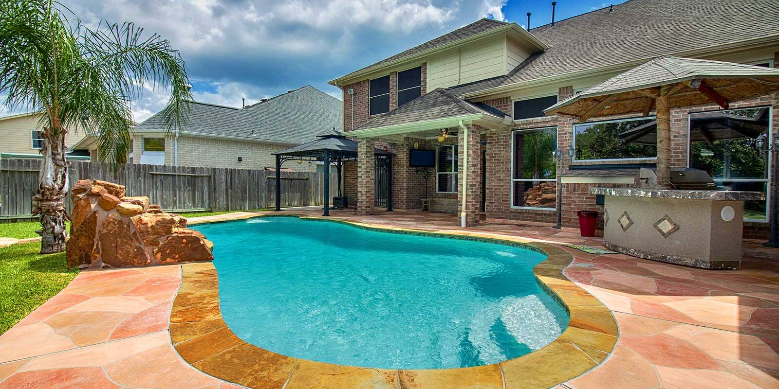 Elizabeth_Pool-another-view_web