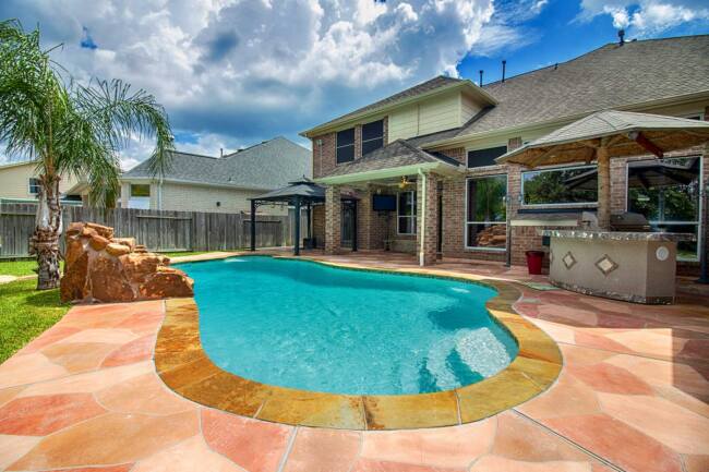 Elizabeth_Pool-another-view_web