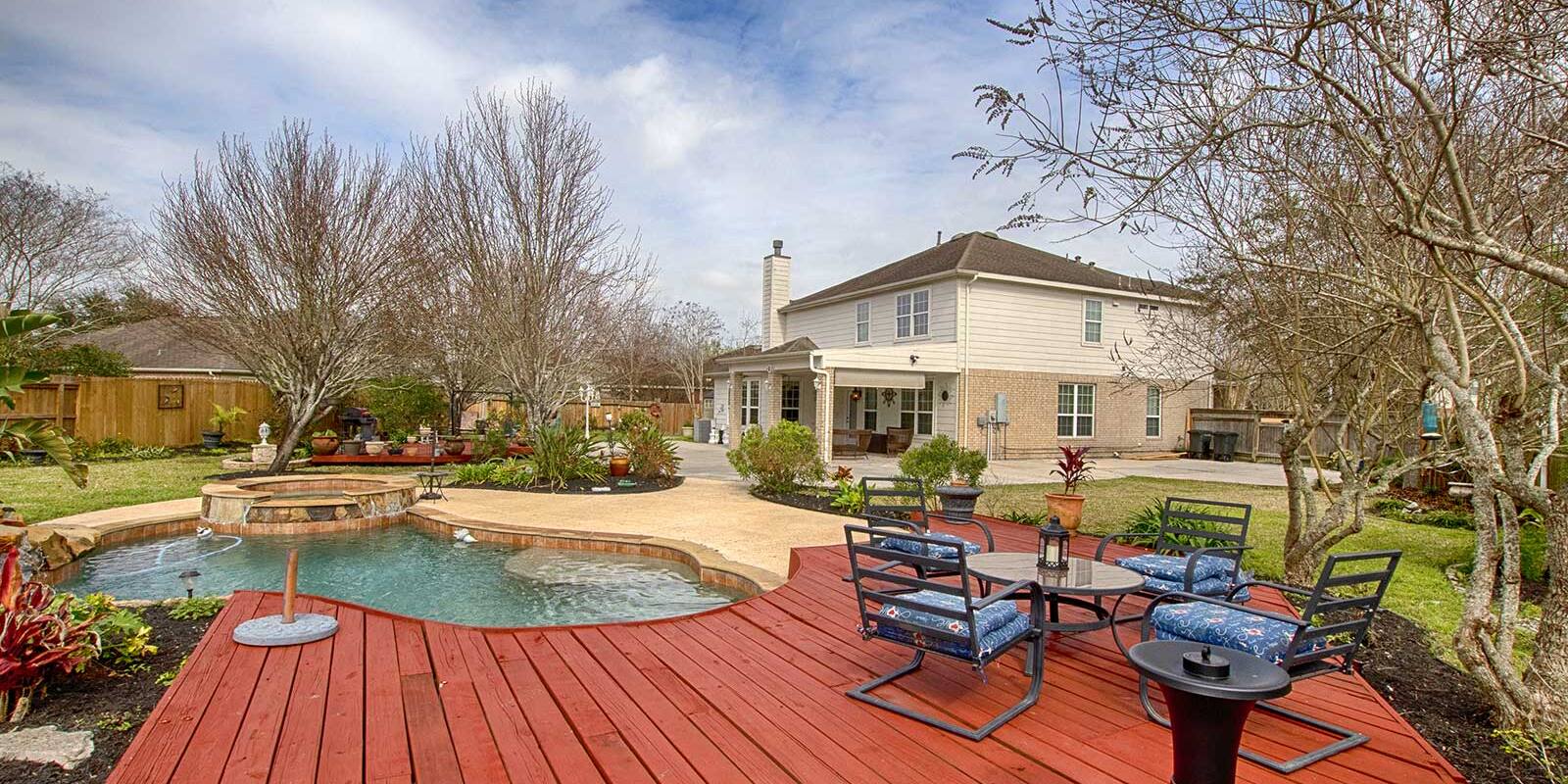 Norwood-Backyard-Deck-to-House_web