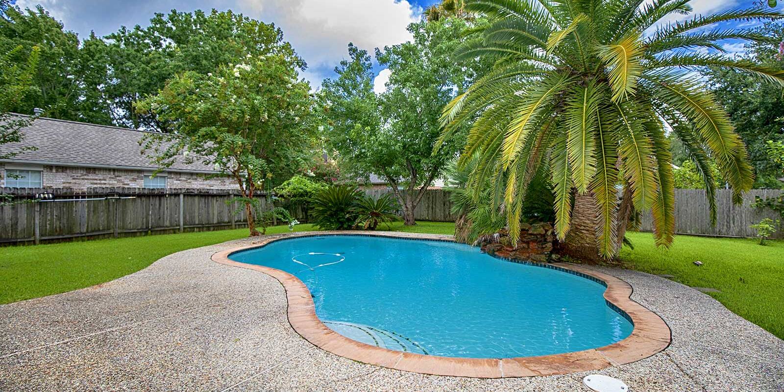 Heather_Pool-another-view_web