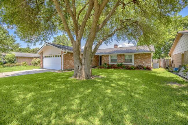 Barcelona_Front-of-home_web