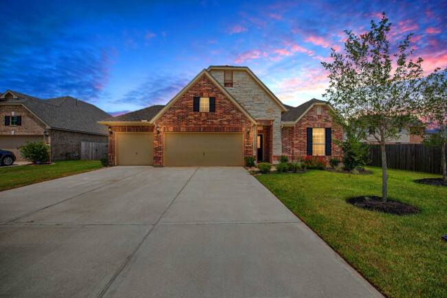 Lake-Raven-Primary-Dusk_web